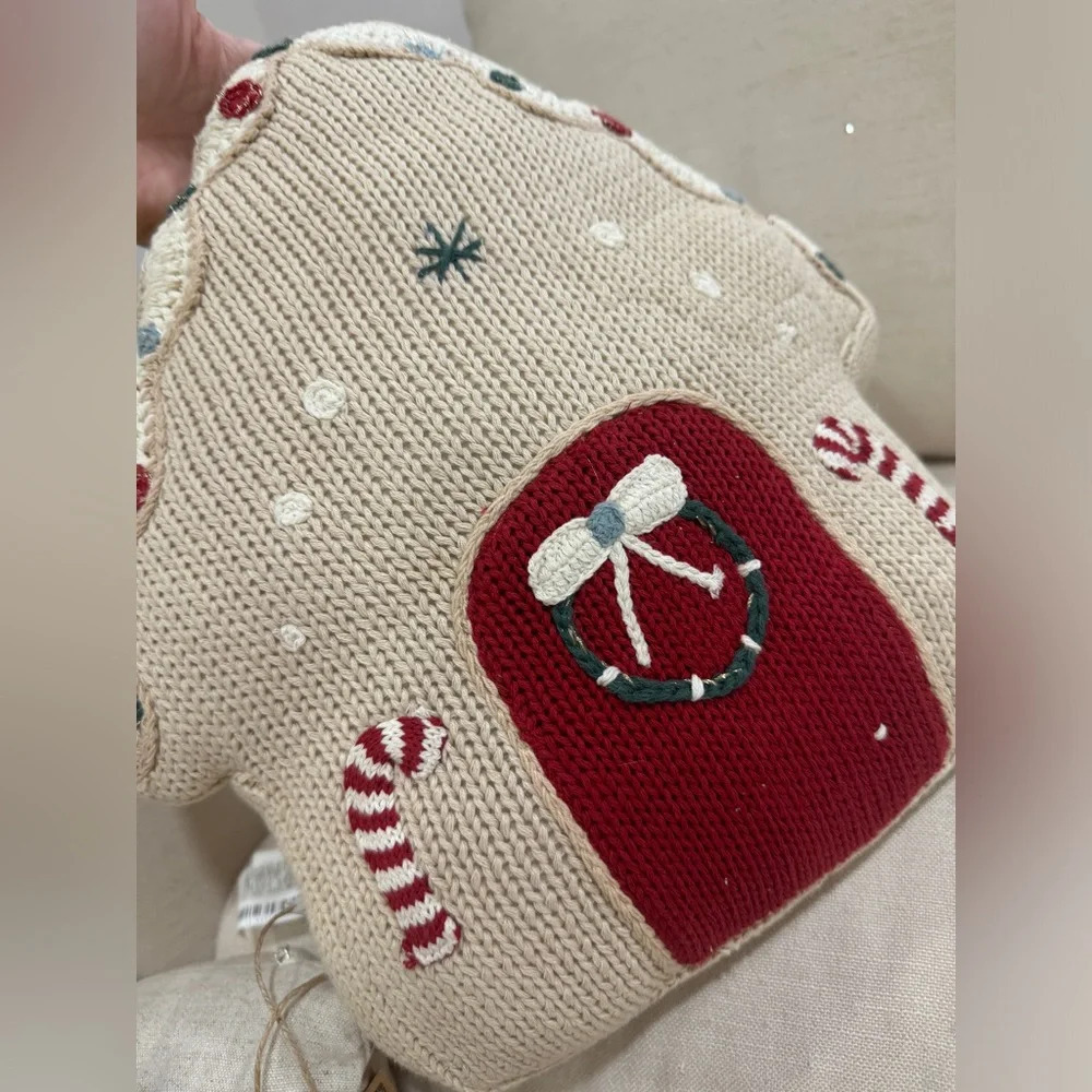 Zara Home Christmas pillow gingerbread house crochet knit decor holidays - Picture 4 of 11
